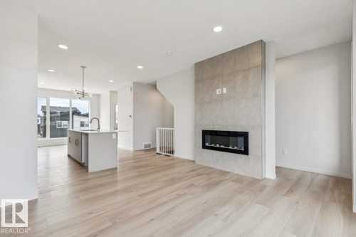 118 Westwind Drive, Spruce Grove, AB 
