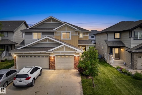 16507 134 Street Nw, Edmonton, AB - Outdoor With Facade