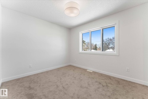 12033 92 Street Nw, Edmonton, AB 