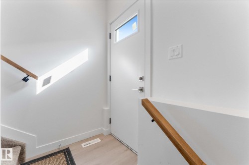 12033 92 Street Nw, Edmonton, AB 