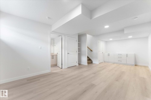 12033 92 Street Nw, Edmonton, AB 