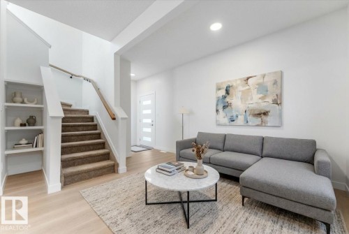 12033 92 Street Nw, Edmonton, AB 