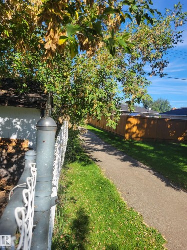 5111 59 Street, Redwater, AB 