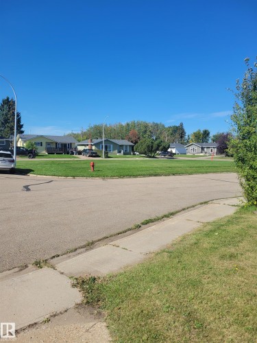 5111 59 Street, Redwater, AB 