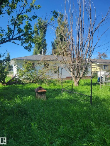 5111 59 Street, Redwater, AB 
