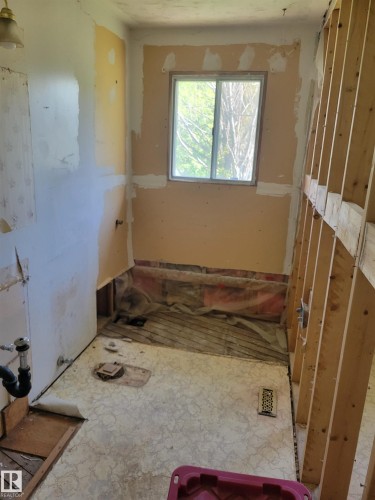 5111 59 Street, Redwater, AB 