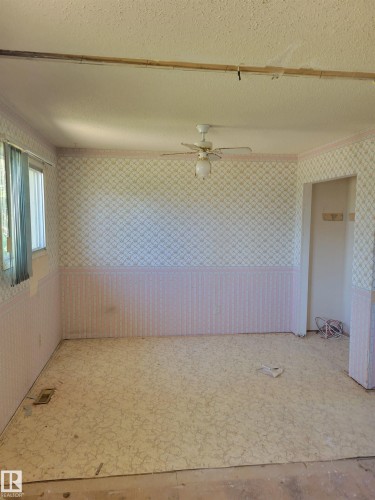 5111 59 Street, Redwater, AB 