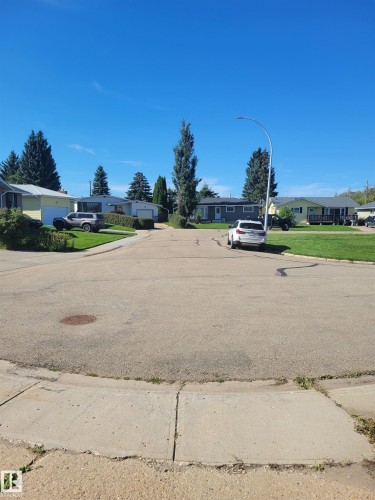 5111 59 Street, Redwater, AB 