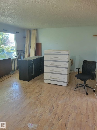 5111 59 Street, Redwater, AB 