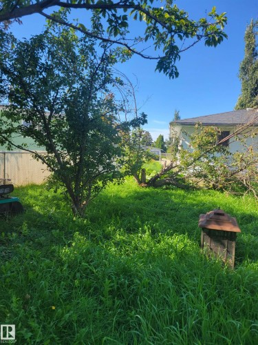 5111 59 Street, Redwater, AB 