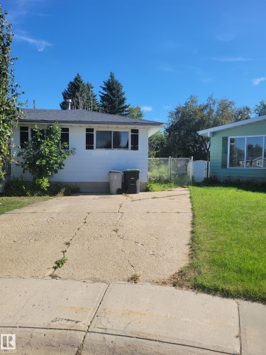 5111 59 Street, Redwater, AB 