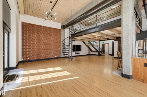 #208 10330 104 St Nw, Edmonton, AB 