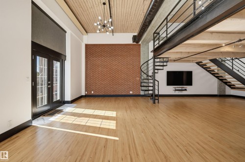 #208 10330 104 St Nw, Edmonton, AB 