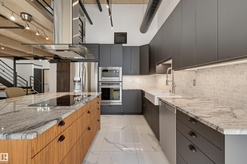 #208 10330 104 St Nw, Edmonton, AB 