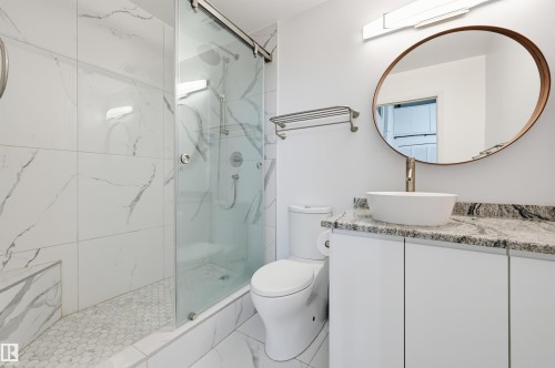 #208 10330 104 St Nw, Edmonton, AB 
