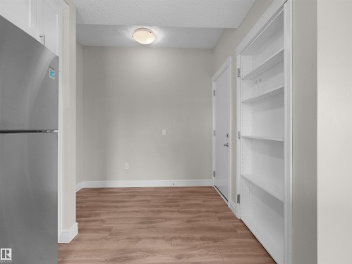 #3 446 Allard Bv Sw, Edmonton, AB - Indoor Photo Showing Other Room