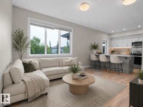 #3 446 Allard Bv Sw, Edmonton, AB - Indoor Photo Showing Living Room