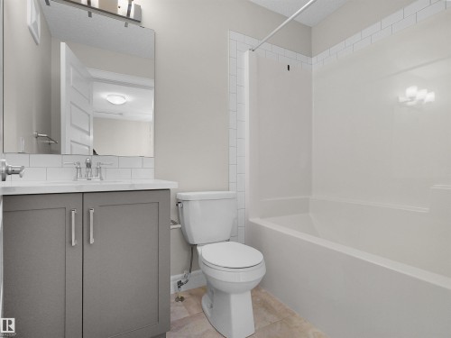 #3 446 Allard Bv Sw, Edmonton, AB - Indoor Photo Showing Bathroom