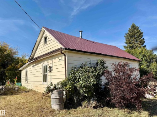 4910 50 Avenue, Spedden, AB 