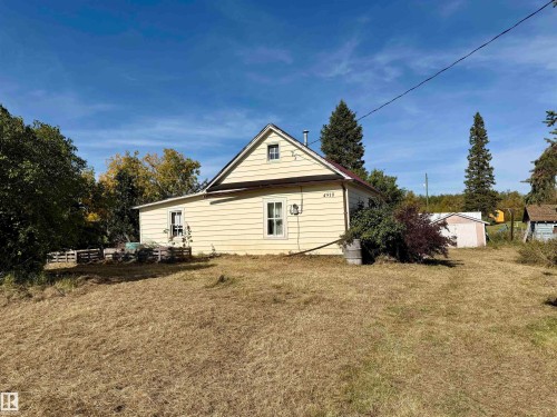 4910 50 Avenue, Spedden, AB 