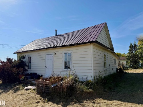 4910 50 Avenue, Spedden, AB 