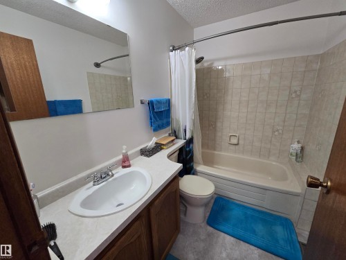 9831 188 Street Nw, Edmonton, AB 