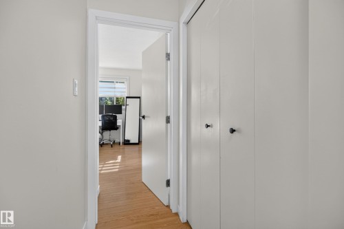 9212 150 Avenue Nw, Edmonton, AB 