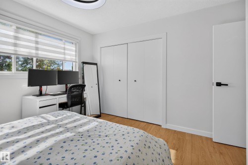 9212 150 Avenue Nw, Edmonton, AB 