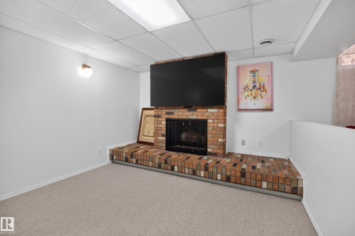 9212 150 Avenue Nw, Edmonton, AB 