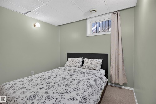 9212 150 Avenue Nw, Edmonton, AB 
