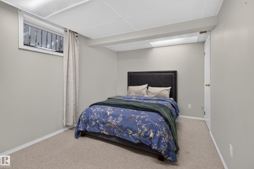 9212 150 Avenue Nw, Edmonton, AB 
