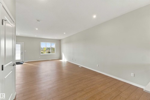 1256 Mcleod Avenue, Spruce Grove, AB 