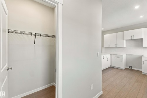 1256 Mcleod Avenue, Spruce Grove, AB 