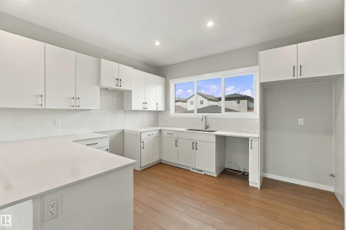 1256 Mcleod Avenue, Spruce Grove, AB 
