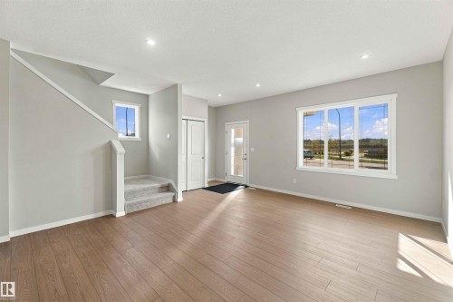1256 Mcleod Avenue, Spruce Grove, AB 