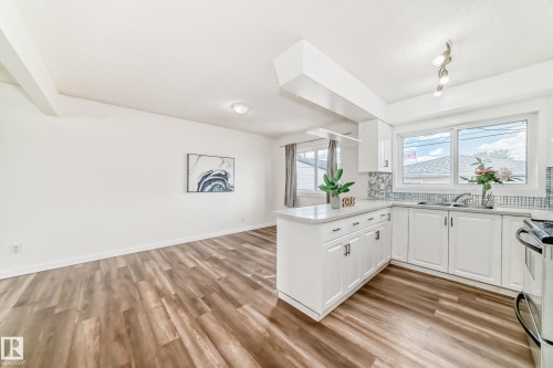 13428 82 Street Nw, Edmonton, AB 