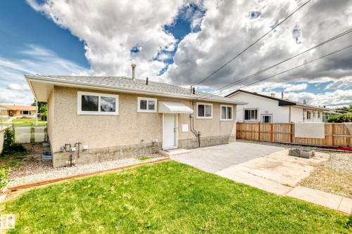 13428 82 Street Nw, Edmonton, AB 