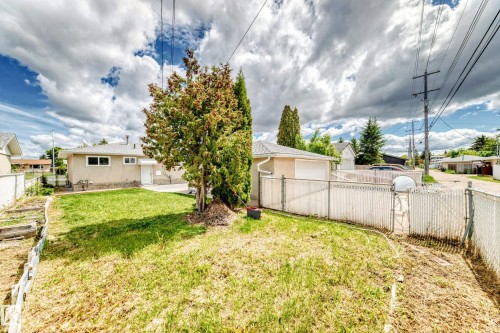 13428 82 Street Nw, Edmonton, AB 