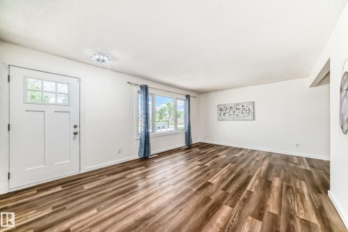 13428 82 Street Nw, Edmonton, AB 