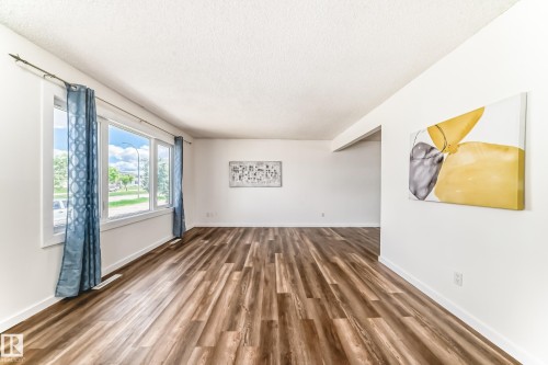 13428 82 Street Nw, Edmonton, AB 
