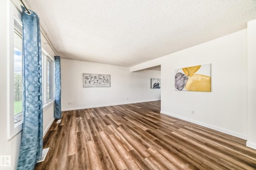 13428 82 Street Nw, Edmonton, AB 