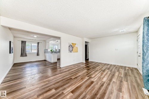 13428 82 Street Nw, Edmonton, AB 