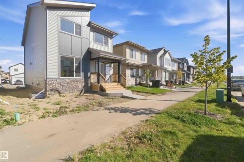 1242 Mcleod Avenue, Spruce Grove, AB 