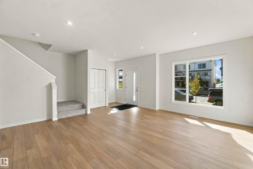 1242 Mcleod Avenue, Spruce Grove, AB 