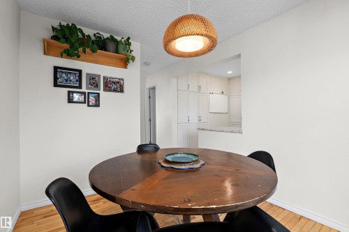 1930 104 Street Nw, Edmonton, AB 