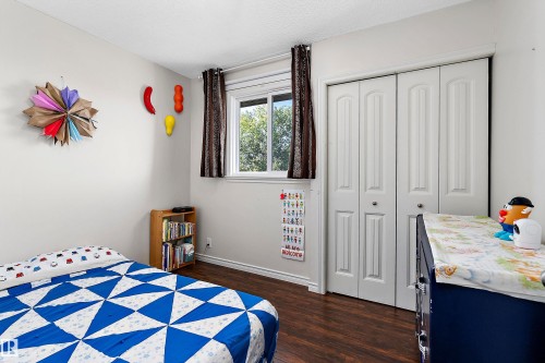 1930 104 Street Nw, Edmonton, AB 