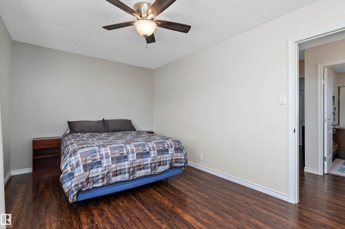 1930 104 Street Nw, Edmonton, AB 