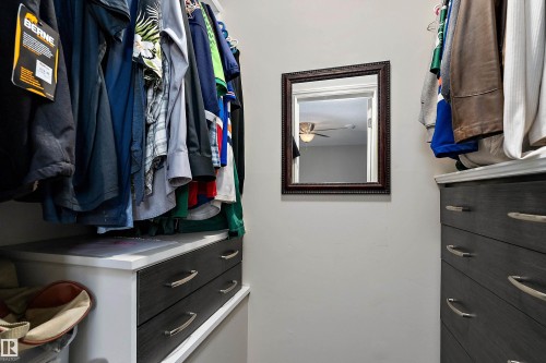 1930 104 Street Nw, Edmonton, AB 