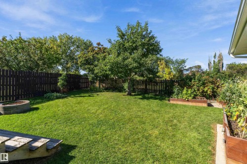 1930 104 Street Nw, Edmonton, AB 