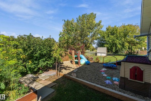 1930 104 Street Nw, Edmonton, AB 